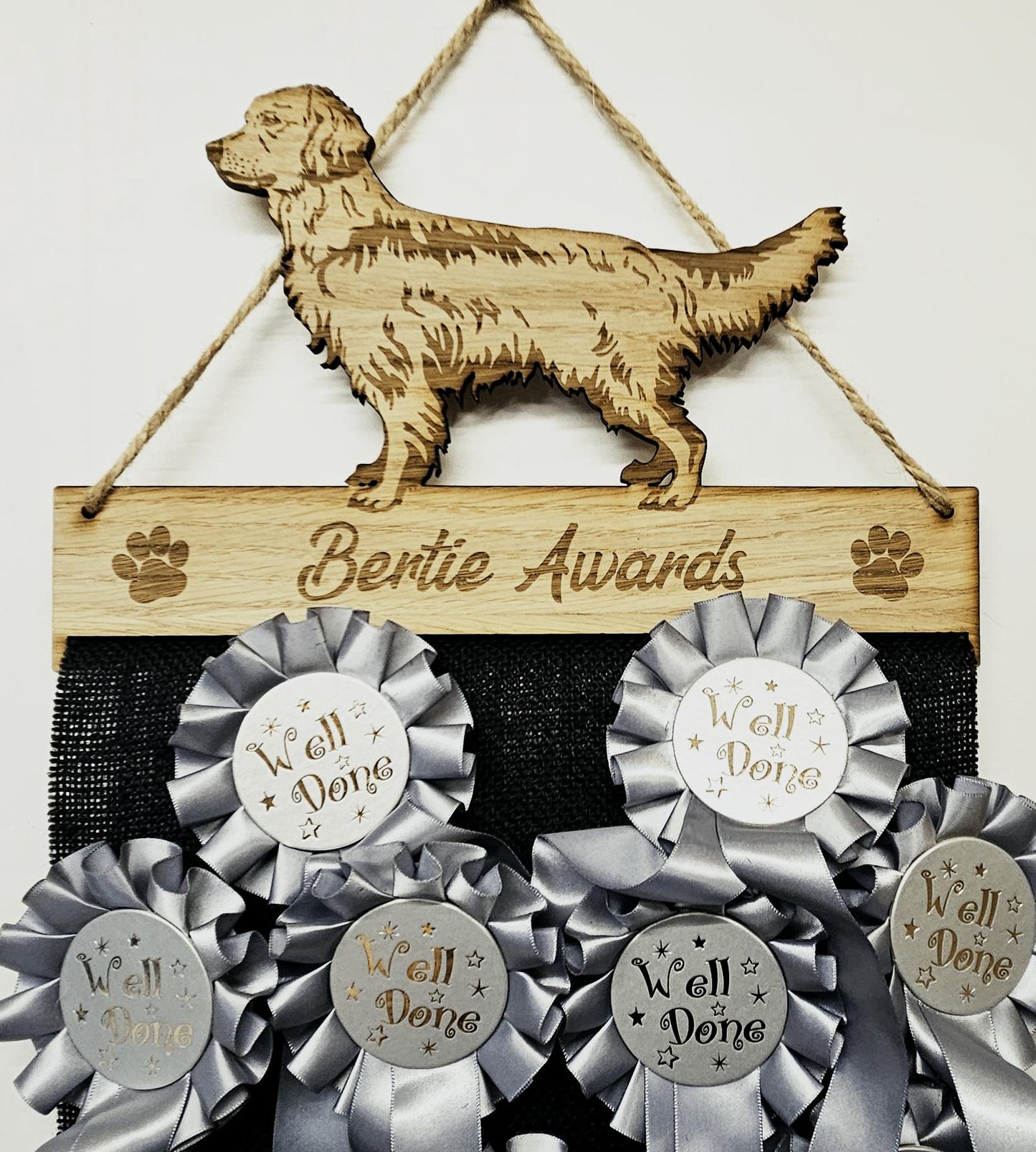 Golden Retriever Rosette Holder – Personalised Dog Show Hanging Awards Display