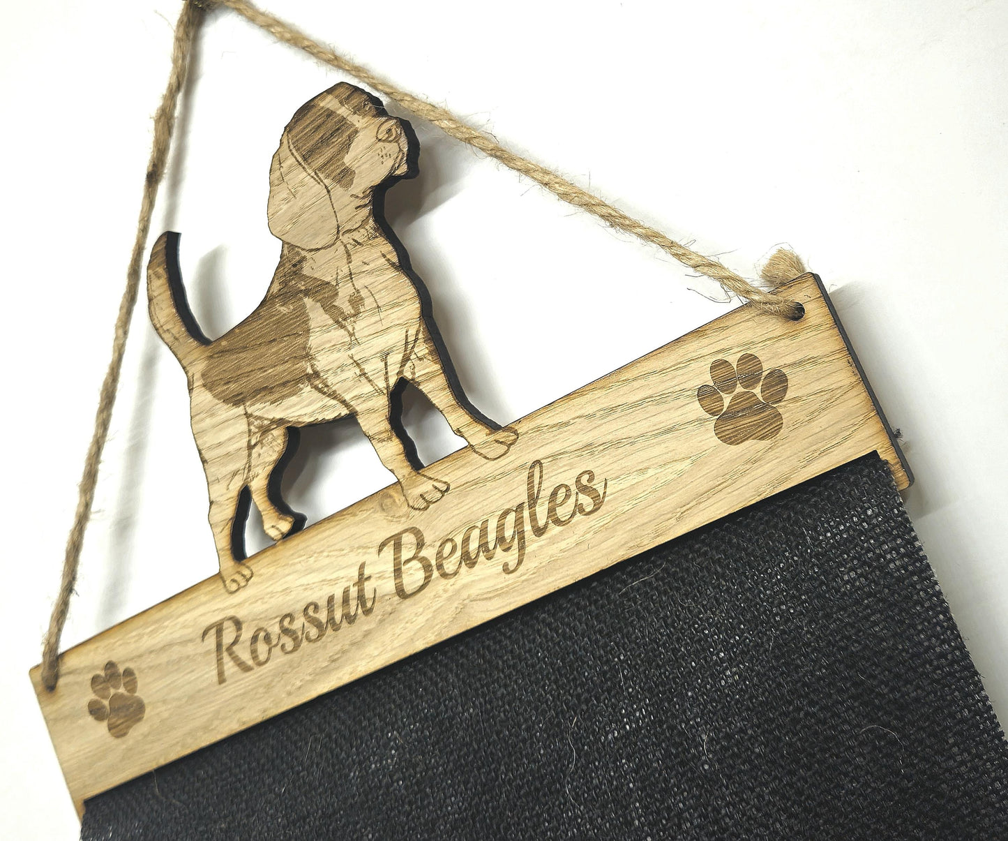 Beagle Dog Rosette Holder: Personalised 6mm Oak Veneer MDF Hanger