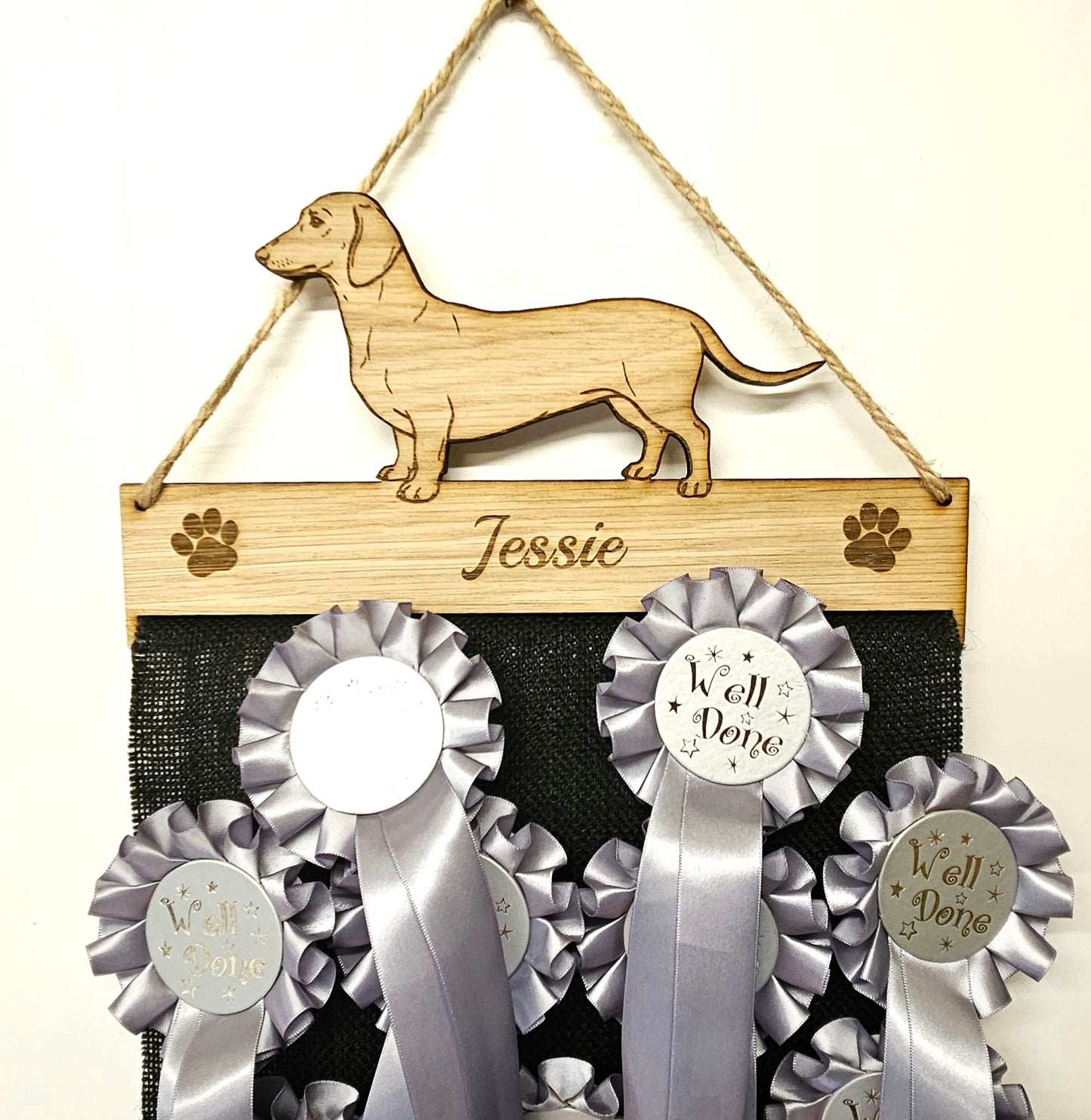 Dachshund Rosette Holder – Short-haired Personalised Dog & Puppy Display